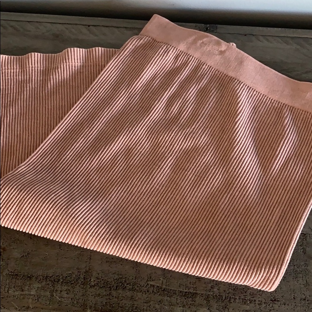 Women’s midi skirt.